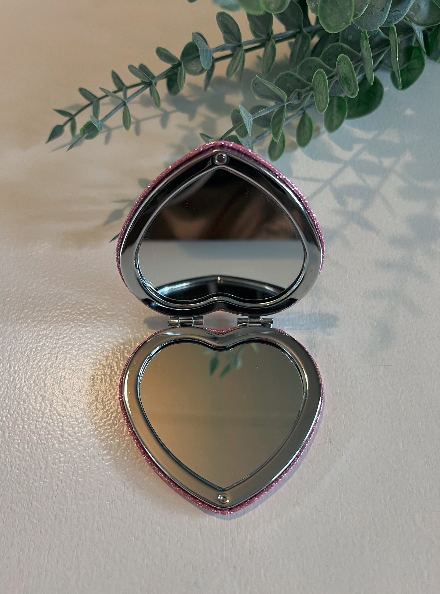 Taschenspiegel „Heart-glow“